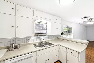 8204 Exmoor Drive #Unit B, Austin, TX 78757 - Photo 14