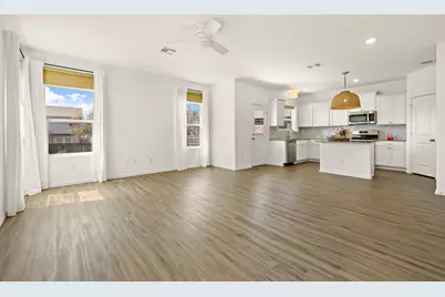 8002 Prairie Rye Drive, Lago Vista, TX 78645 - Photo 10