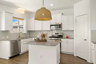 8002 Prairie Rye Dr, Lago Vista, TX 78645 - Photo 2