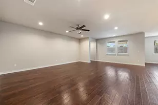 4004 Harbor Point Dr, Pflugerville, TX 78660 - Photo 10