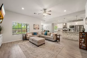 139 Waikakaaua Dr, Bastrop, TX 78602 - Photo 6