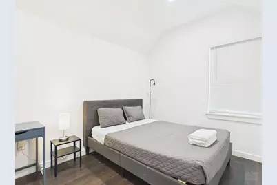 1010 W 26th Street #210, Austin, TX 78705 - Photo 4