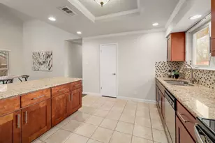 12020 Carmel Park Ln, Austin, TX 78727 - Photo 12