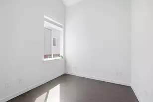 814 N Bluff Dr, Austin, TX 78745 - Photo 14
