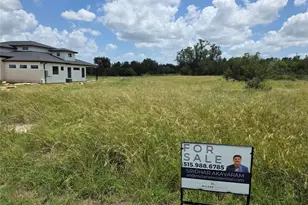 241 Spicewood Trails Dr, Spicewood, TX 78669 - Photo 2