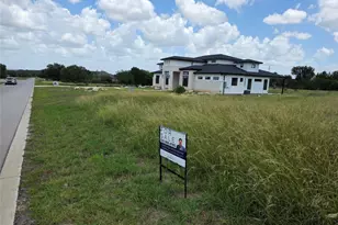 241 Spicewood Trails Dr, Spicewood, TX 78669 - Photo 4