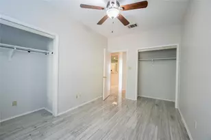 806 W 24th St, Austin, TX 78705 - Photo 8