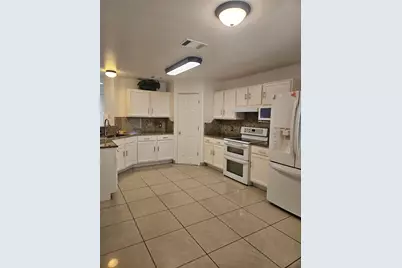 230 Rinehardt Street, Hutto, TX 78634 - Photo 6