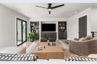 8 Hightrail Way, The Hills, TX 78738 - Photo 8