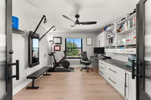 8 Hightrail Way, The Hills, TX 78738 - Photo 10