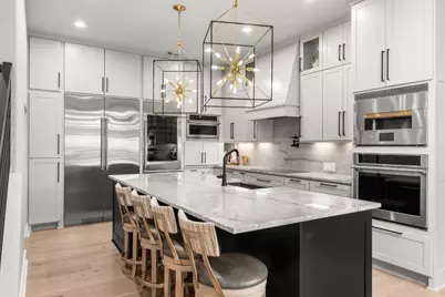 8 Hightrail Way, The Hills, TX 78738 - Photo 4