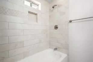 918 W 3rd St, Taylor, TX 76574 - Photo 18