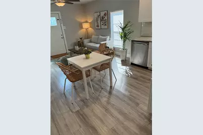 918 W 3rd Street, Taylor, TX 76574 - Photo 10