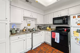2110 Rio Grande St, Austin, TX 78705 - Photo 12