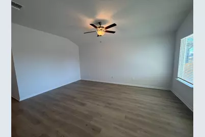 742 Universal Drive, Hutto, TX 78634 - Photo 6