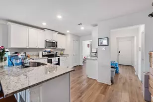 113 Stratton Ln, Jarrell, TX 76537 - Photo 10