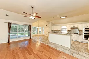 13004 Scofield Farms Dr, Austin, TX 78727 - Photo 14