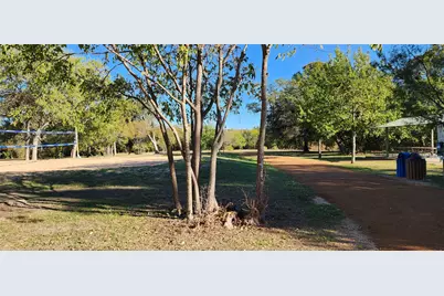 13004 Scofield Farms Drive, Austin, TX 78727 - Photo 32