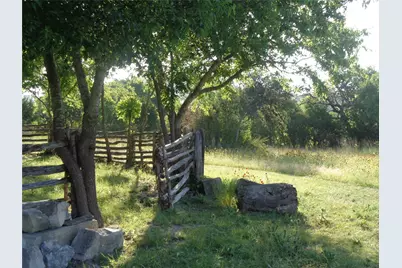 684 Stoneleigh Road, Center Point, TX 78010 - Photo 36