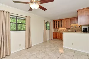 407 E 45th St, Austin, TX 78751 - Photo 8