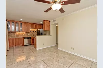 407 E 45th Street #210, Austin, TX 78751 - Photo 4