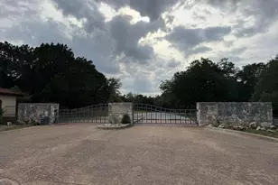 1603 Las Entradas Dr, Spicewood, TX 78669 - Photo 6