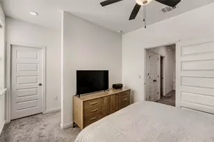 8007 Mellencamp Dr, Austin, TX 78744 - Photo 14