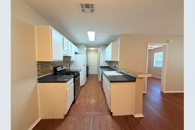 12102 Arrowwood Drive #B, Austin, TX 78727 - Photo 10