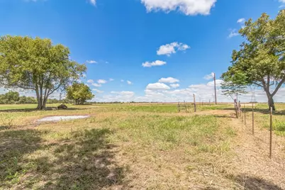 1900 County Road 330, Granger, TX 76530 - Photo 28