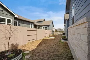 7413 Boyd Hvn Dr, Austin, TX 78744 - Photo 36