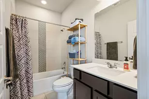 7413 Boyd Hvn Dr, Austin, TX 78744 - Photo 32