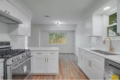 606 Splitrock Street, Round Rock, TX 78681 - Photo 2