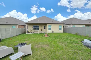 208 Wolf Springs Rd, Georgetown, TX 78628 - Photo 28