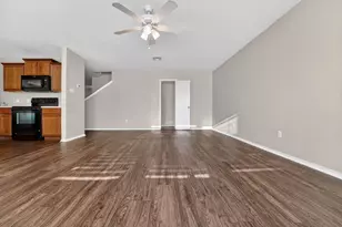 13205 Vizquel Loop, Del Valle, TX 78617 - Photo 16