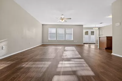 13205 Vizquel Loop, Del Valle, TX 78617 - Photo 12