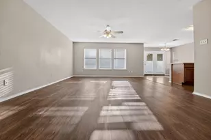 13205 Vizquel Loop, Del Valle, TX 78617 - Photo 12