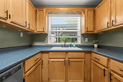 3908 Rolling Hill, Round Rock, TX 78681 - Photo 8