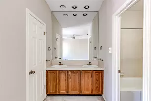 10819 Crown Colony Dr, Austin, TX 78747 - Photo 16