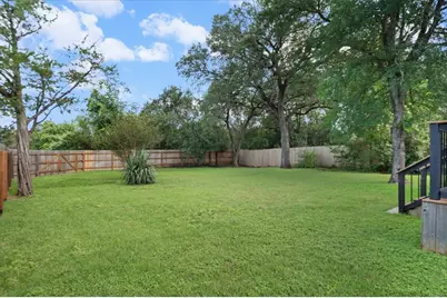 10801 Beachmont Lane, Austin, TX 78739 - Photo 32