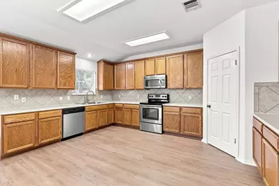 135 Lear Avenue, Buda, TX 78610 - Photo 16