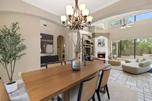 5 Tiburon Ct, The Hills, TX 78738 - Photo 10