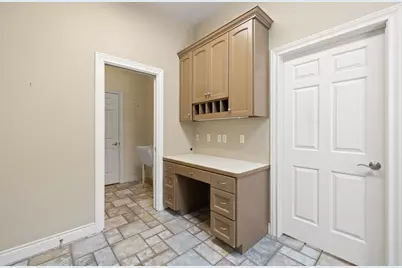 5 Tiburon Court, The Hills, TX 78738 - Photo 20