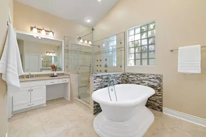 5 Tiburon Court, The Hills, TX 78738 - Photo 16
