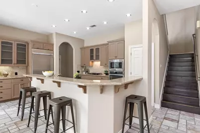 5 Tiburon Court, The Hills, TX 78738 - Photo 10