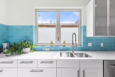 5301 Sendero Hills Parkway, Austin, TX 78724 - Photo 10