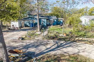 162 Mendoza Ln, Buda, TX 78610 - Photo 20