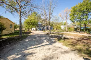 162 Mendoza Ln, Buda, TX 78610 - Photo 1