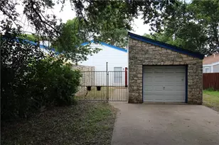 1002 King Albert St, Austin, TX 78745 - Photo 4