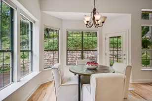4028 Walnut Clay Dr, Austin, TX 78731 - Photo 14