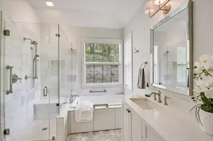 4028 Walnut Clay Dr, Austin, TX 78731 - Photo 16